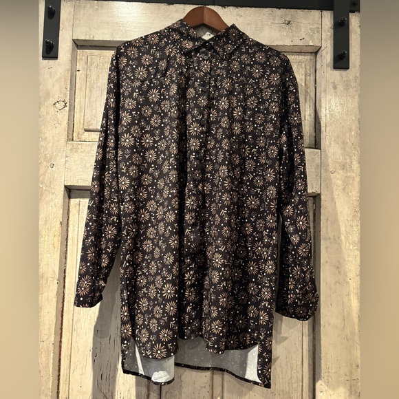 WOMANCE button down shirt - Picture 7 of 7